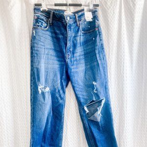 BRAND NEW A&F- Curve Love Ankle Straight Ultra High Rise-Size 29/8